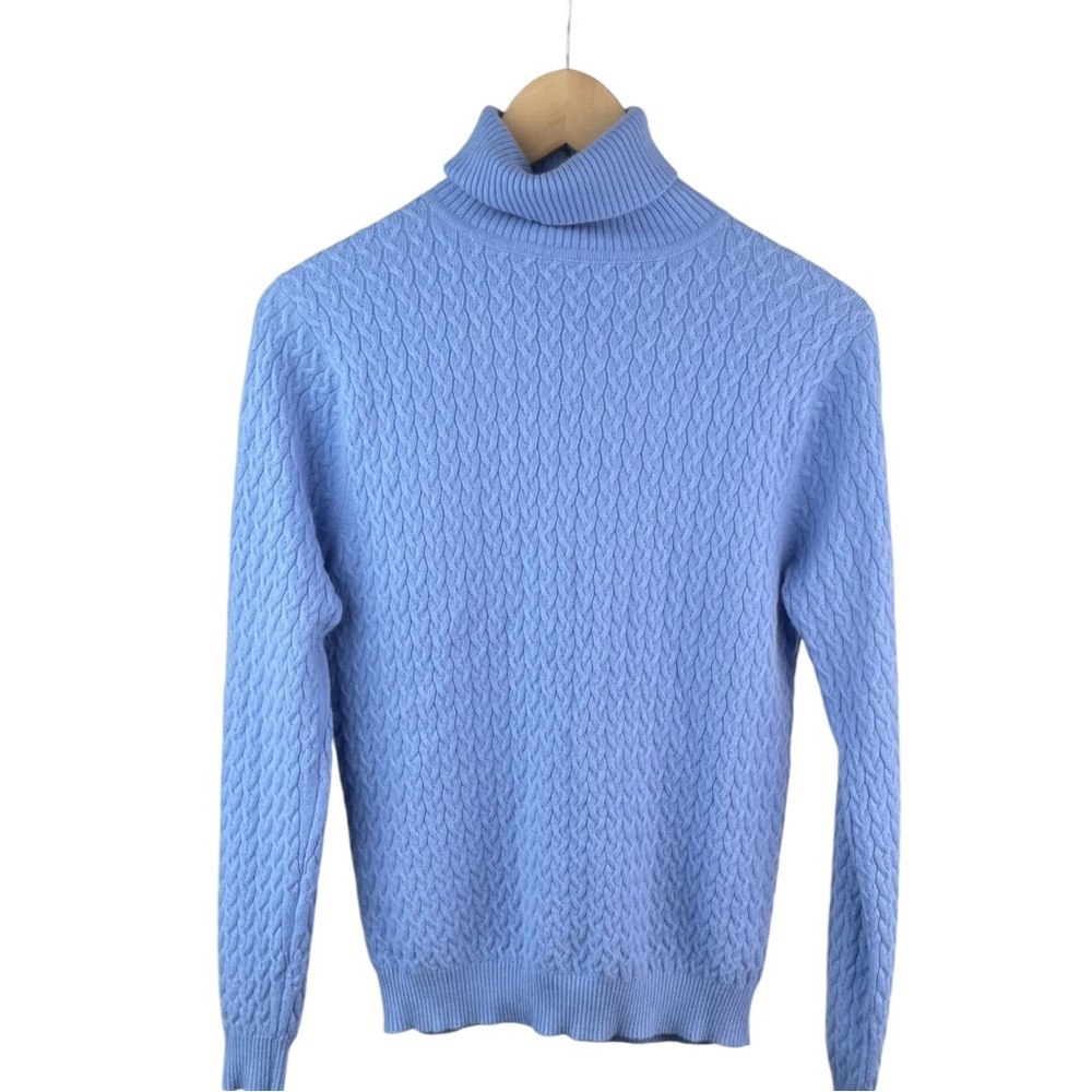Cable knit woman’s Blue Turtleneck Cashmere Sweater